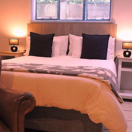 The Lantern Guesthouse Bloemfontein Ngoại thất bức ảnh