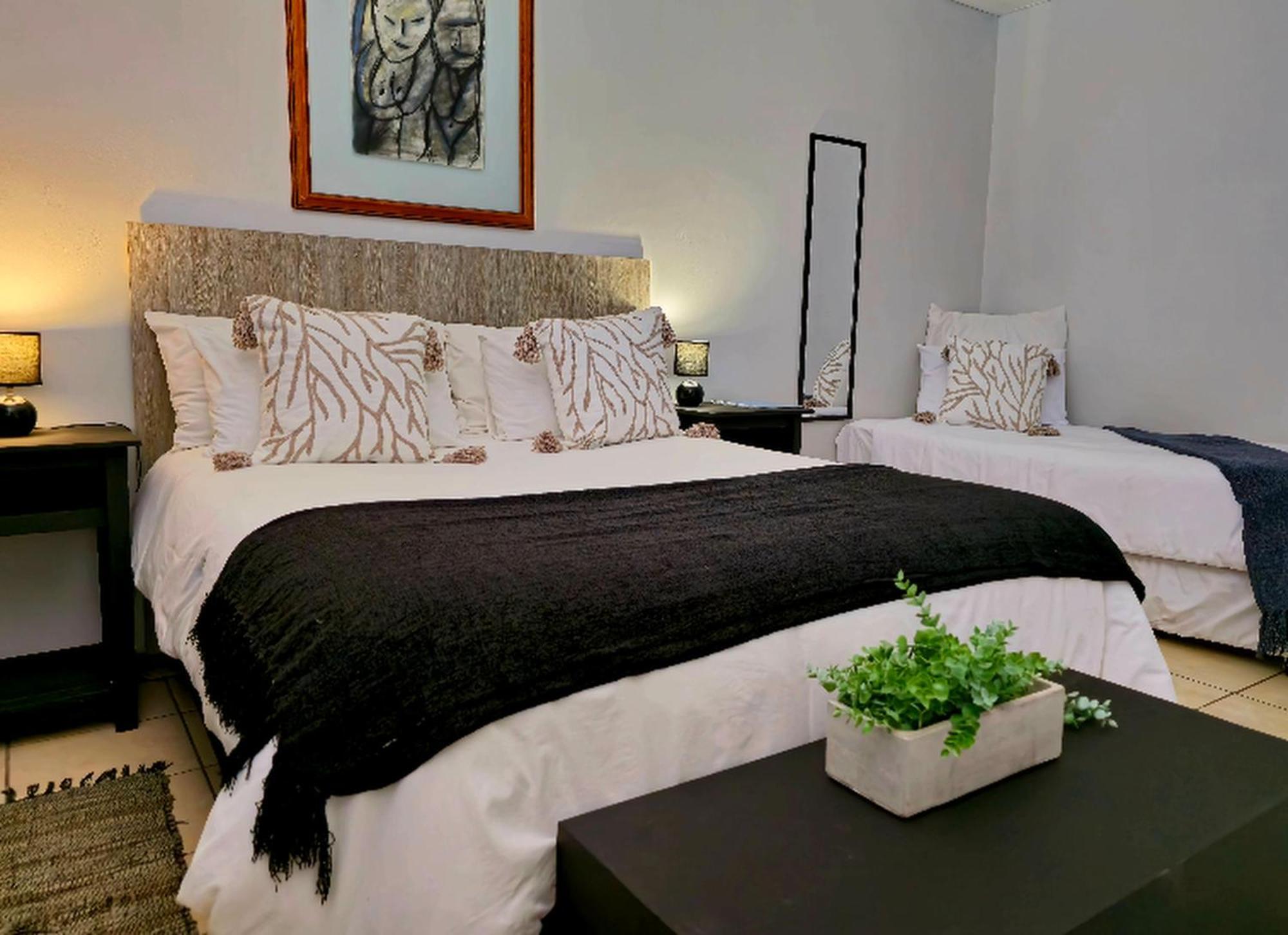 The Lantern Guesthouse Bloemfontein Ngoại thất bức ảnh