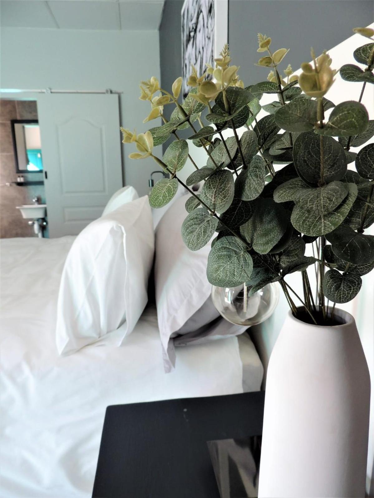 The Lantern Guesthouse Bloemfontein Ngoại thất bức ảnh