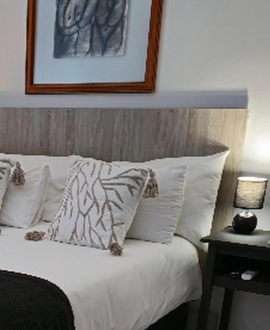 The Lantern Guesthouse Bloemfontein Ngoại thất bức ảnh