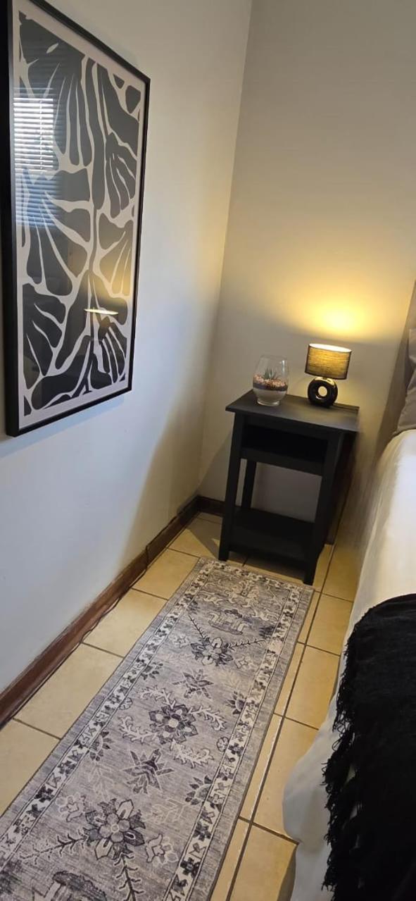 The Lantern Guesthouse Bloemfontein Ngoại thất bức ảnh